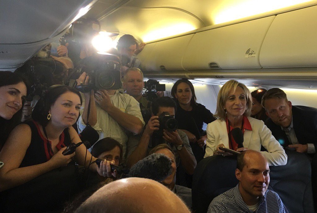 hillary-clinton-fawning-media